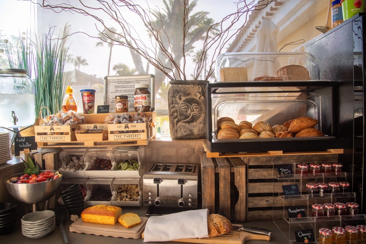 Desayuno Club Torso gay resort